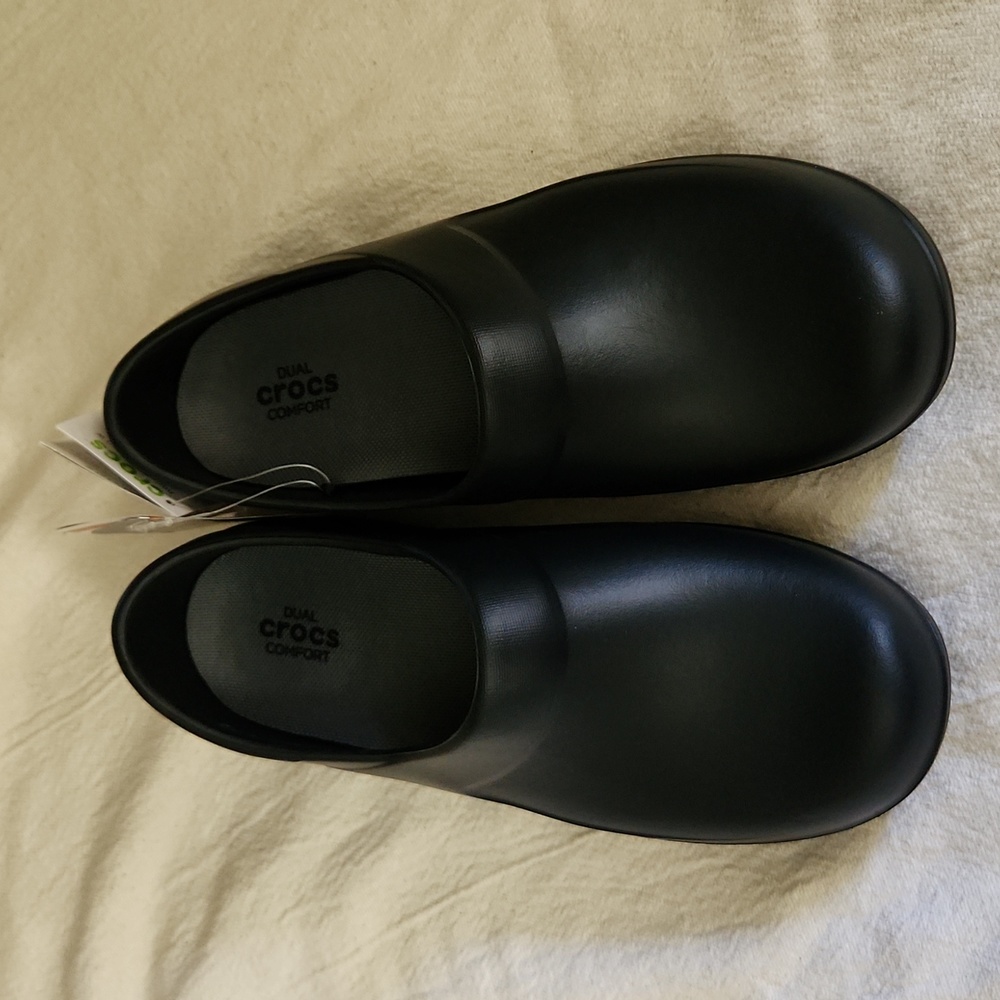 NWT Crocs pro ll work closely size 7